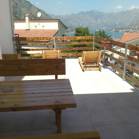 Apartments Gogo Котор Екстериор снимка