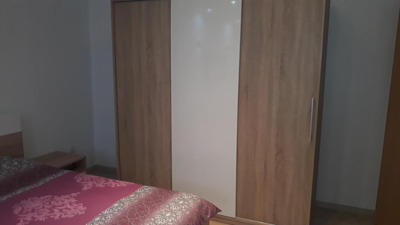 Apartments Gogo Котор Екстериор снимка