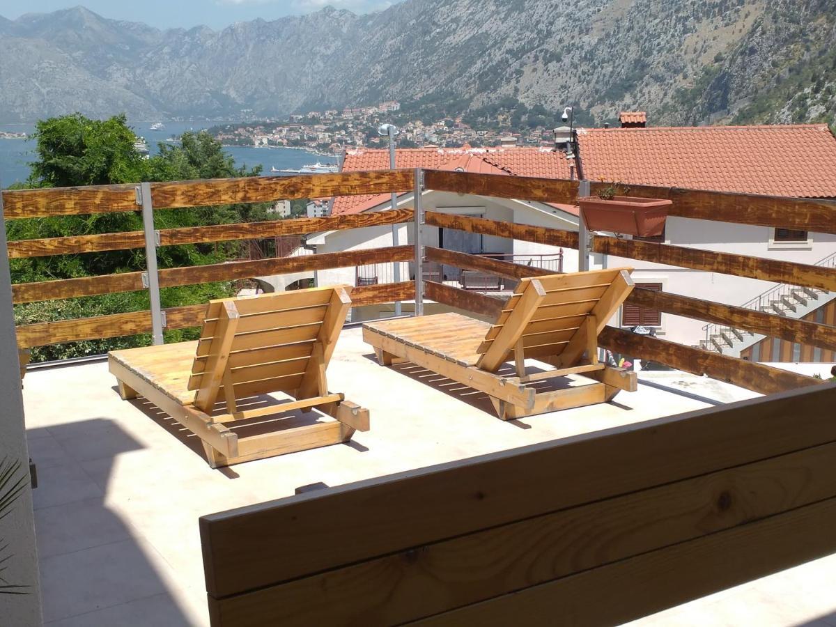 Apartments Gogo Котор Екстериор снимка