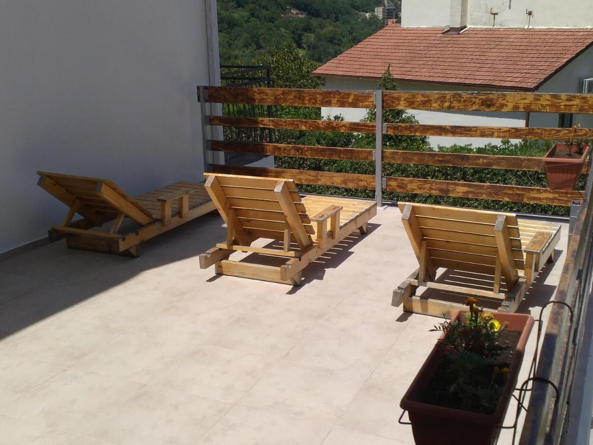 Apartments Gogo Котор Екстериор снимка