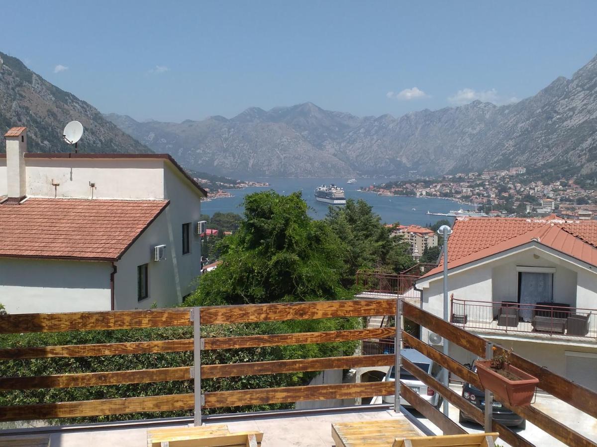 Apartments Gogo Котор Екстериор снимка