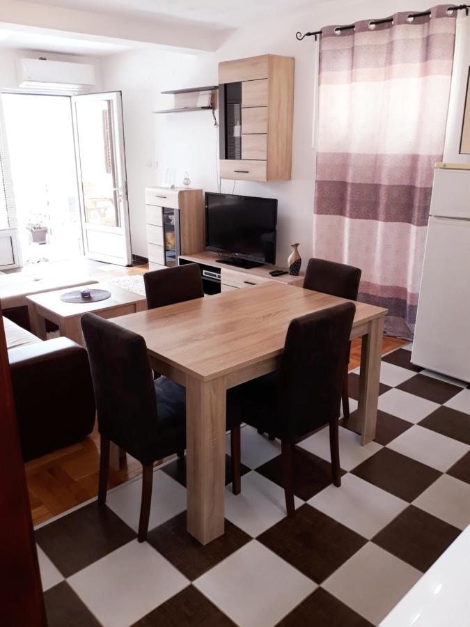 Apartments Gogo Котор Екстериор снимка