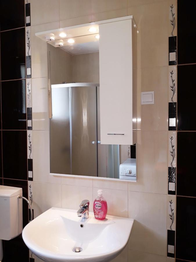 Apartments Gogo Котор Екстериор снимка