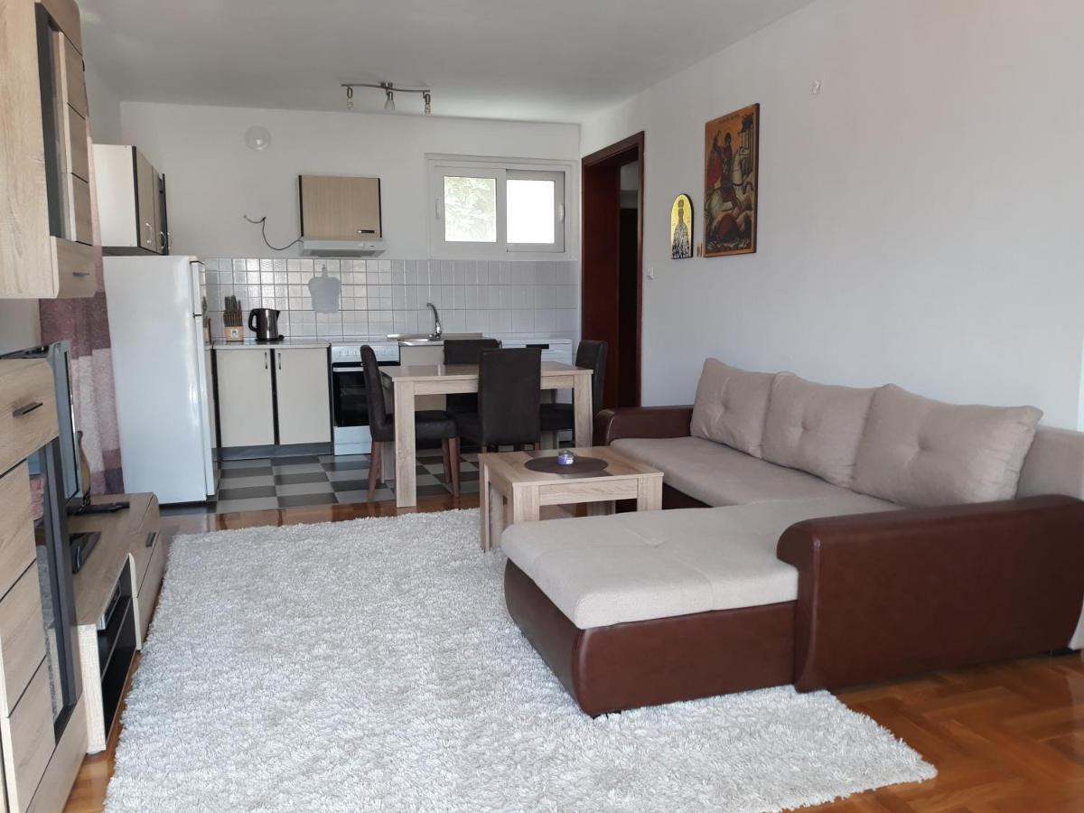 Apartments Gogo Котор Екстериор снимка